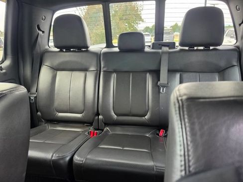 Used 2014 Ford F150 FX4 w/ Equipment Group 402A Luxury AWD/4WD image 19