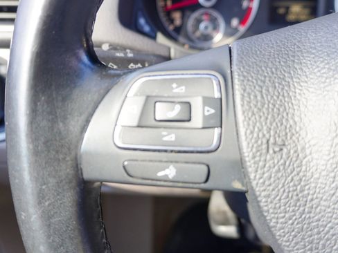 Used 2014 Volkswagen Passat 1.8T S image 31