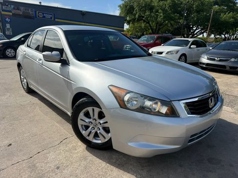 Used 2009 Honda Accord LX-P image 1
