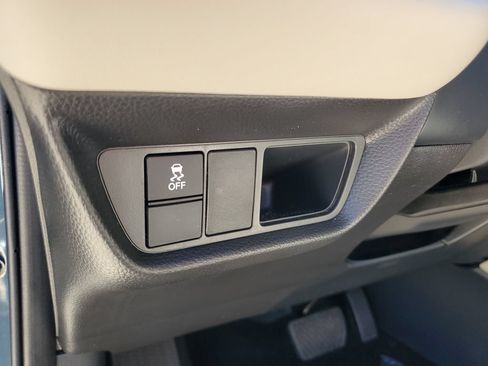 Used 2025 Honda HR-V LX image 28