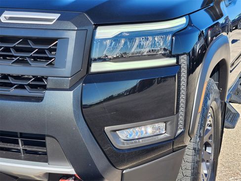 New 2026 Nissan Frontier Pro-X w/ Pro-X Convenience Package image 4