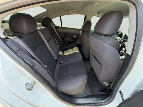 Used 2012 Chevrolet Cruze LT image 15