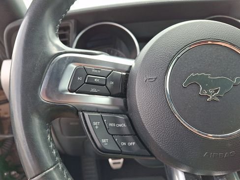 Used 2018 Ford Mustang GT Premium RWD image 22