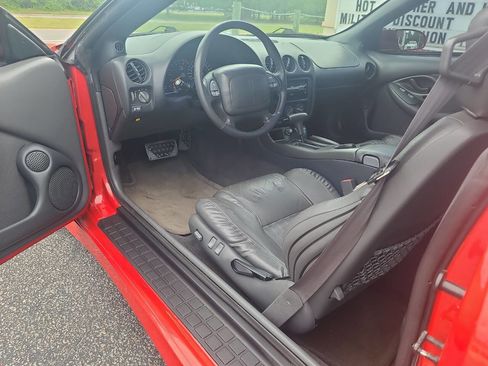 Used 1999 Pontiac Firebird Formula w/ Security Pkg image 14