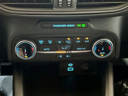 Used 2023 Ford Escape Active FWD image 11