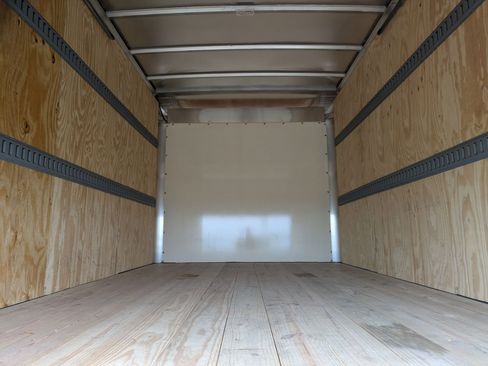 New 2024 Chevrolet Low Cab Forward image 23