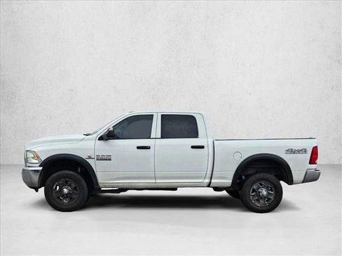 Used 2018 RAM 2500 Tradesman w/ Chrome Appearance Group image 8