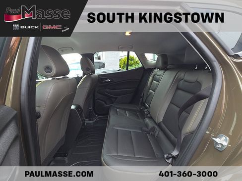 Used 2024 Chevrolet Trax ACTIV w/ Driver Confidence Package FWD image 17