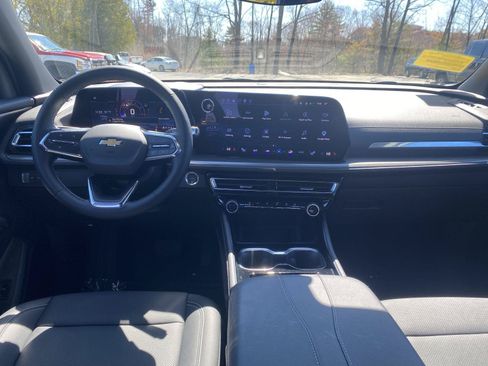 Used 2026 Chevrolet Traverse LT AWD/4WD image 19