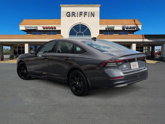 Used 2025 Honda Accord SE image 8