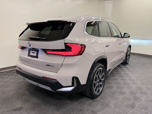 Used 2026 BMW X1 xDrive28i w/ Technology Package AWD/4WD image 9