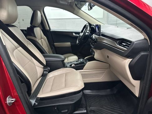 Used 2020 Ford Escape Titanium AWD/4WD image 20
