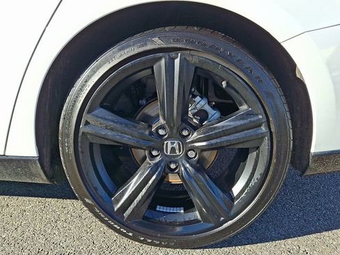 Used 2024 Honda Accord Sport image 8