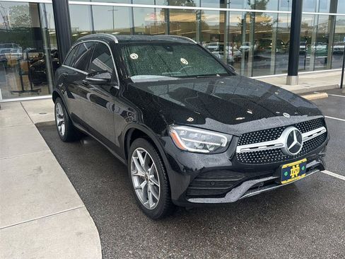 Used 2020 Mercedes-Benz GLC 300 4MATIC image 1