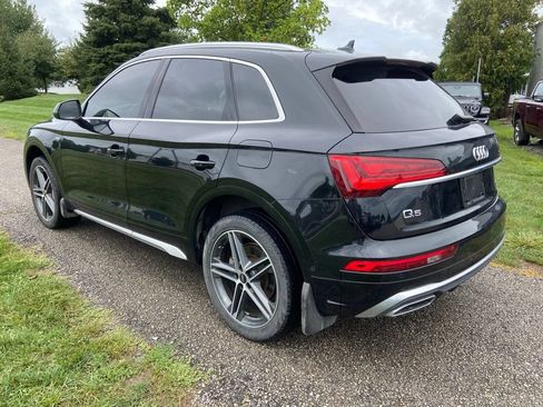 Used 2021 Audi Q5 e Prestige w/ Prestige Package AWD/4WD image 3