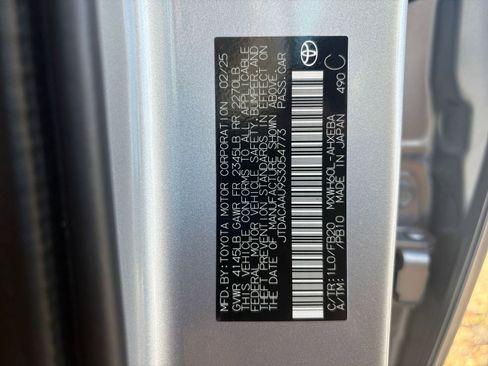 Used 2025 Toyota Prius LE image 24