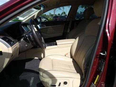 Used 2015 Hyundai Genesis 3.8 w/ Option Group 03 image 39