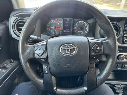 Used 2020 Toyota Tacoma SR RWD image 16