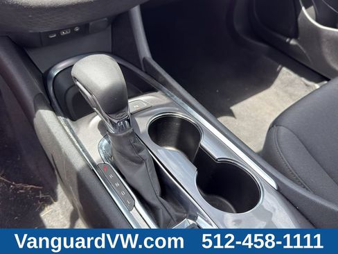 Used 2025 Chevrolet Malibu LT FWD image 22