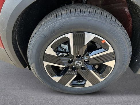 New 2025 Nissan Kicks SV w/ SV Premium Package AWD/4WD image 9