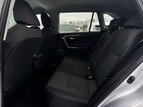 Used 2024 Toyota RAV4 XLE image 17
