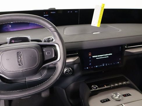 New 2025 Lincoln Navigator Reserve w/ Jet Appearance Package image 5