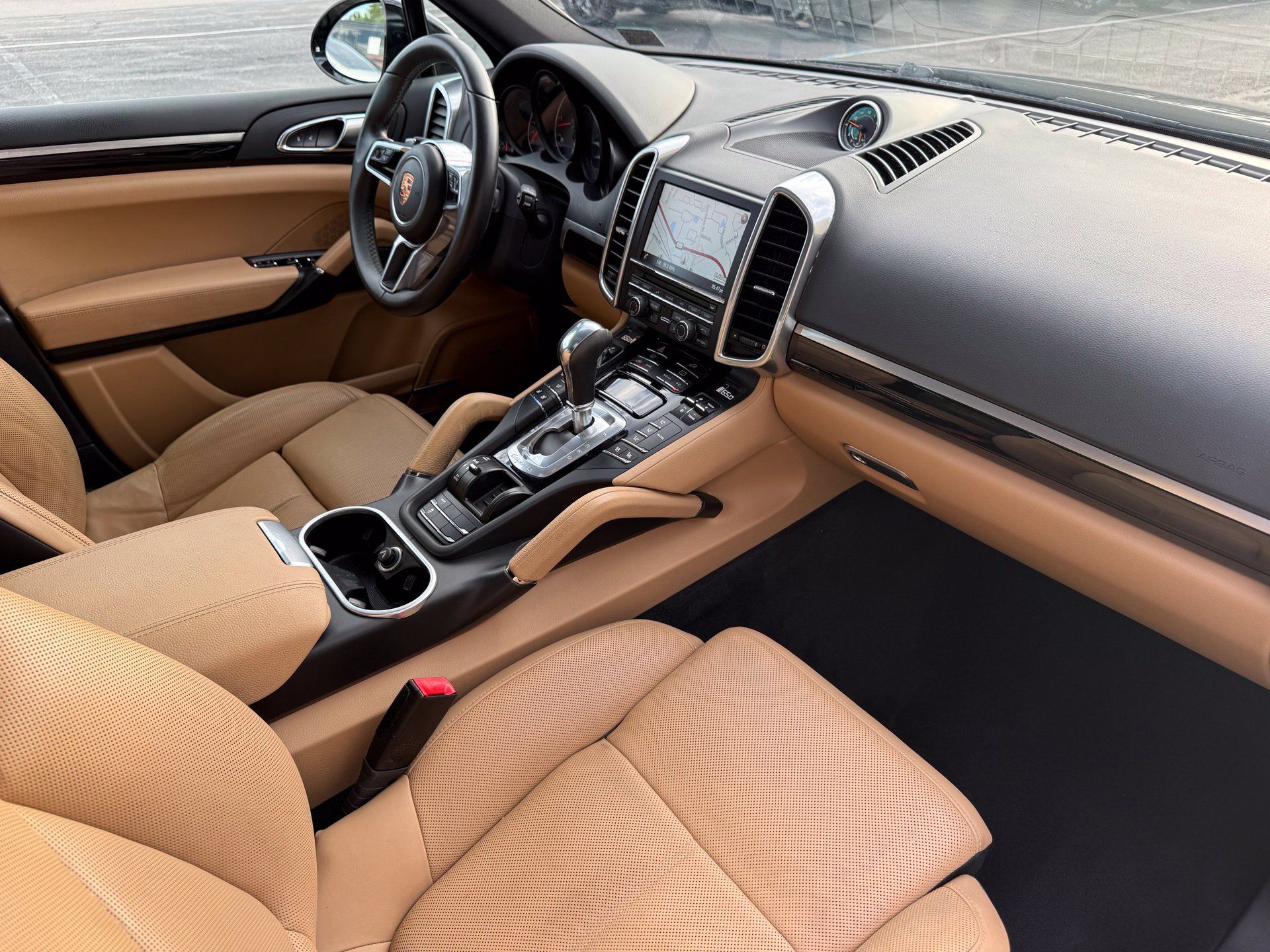 Used 2015 Porsche Cayenne Diesel AWD/4WD image 34