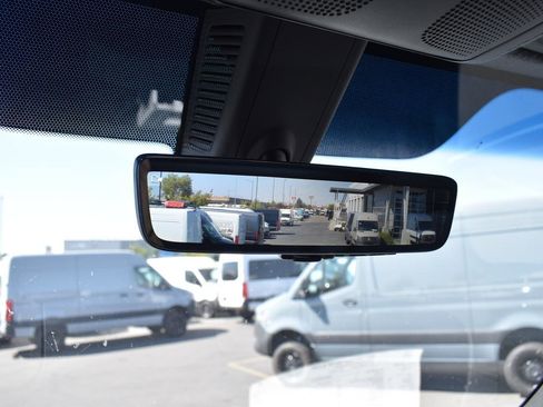 New 2025 Mercedes-Benz Sprinter 2500 image 21