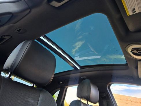 Used 2018 Porsche Macan Sport Edition image 10