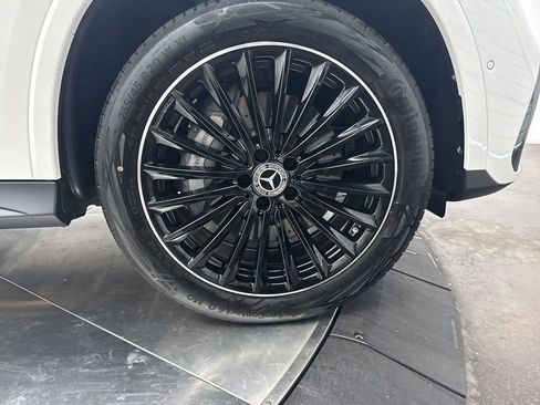 New 2026 Mercedes-Benz GLC 300 image 9