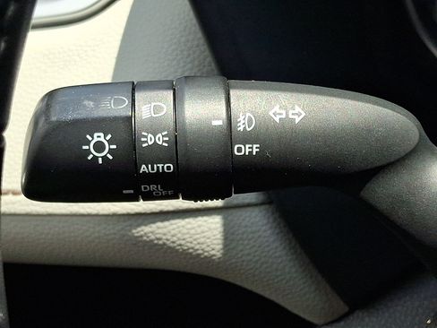 Used 2019 Toyota RAV4 XLE Premium w/ Cold Weather Package AWD/4WD image 28