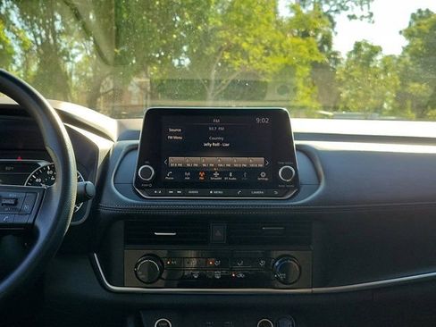 Certified 2023 Nissan Rogue S FWD image 18