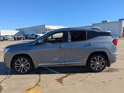 Used 2020 GMC Terrain Denali w/ Denali Premium Package image 5