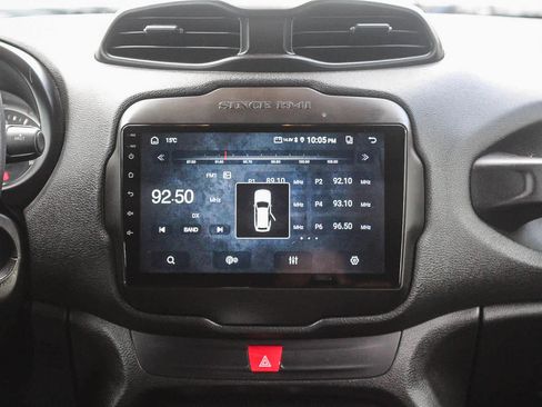 Used 2017 Jeep Renegade Altitude image 14