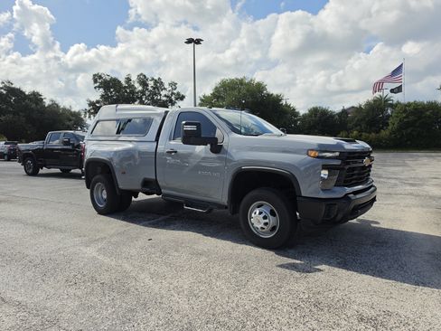 Used 2024 Chevrolet Silverado 3500 W/T w/ WT Convenience Package AWD/4WD image 2