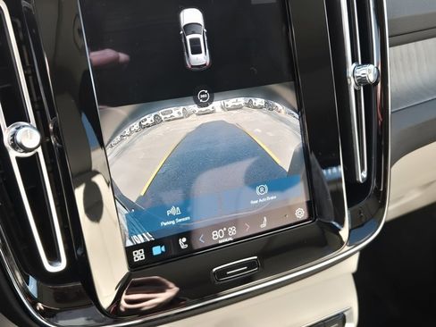 Certified 2023 Volvo XC40 B5 Plus w/ Driver Assist Package image 24