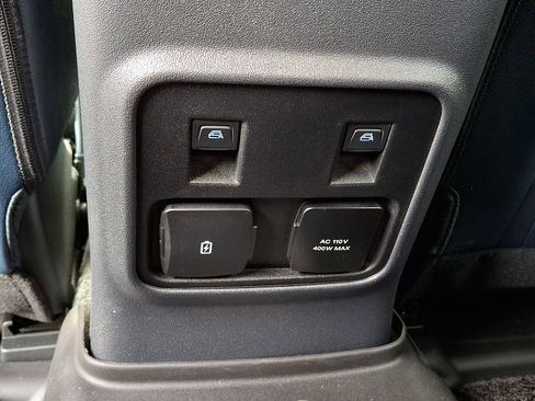 Used 2024 Ford Bronco Outer Banks AWD/4WD image 11