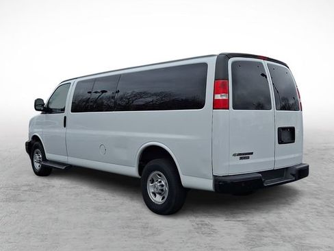 Used 2023 Chevrolet Express 3500 LS image 4
