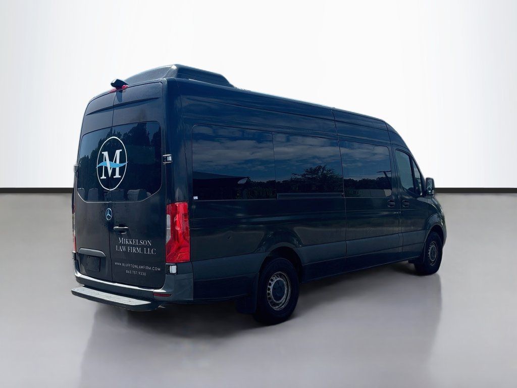 Used 2022 Mercedes-Benz Sprinter 2500 image 3