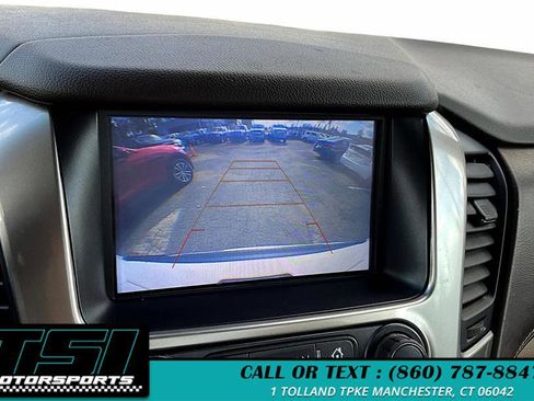 Used 2018 Chevrolet Suburban Premier image 21