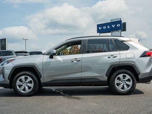 Used 2019 Toyota RAV4 LE w/ All Weather Liner Package AWD/4WD image 4