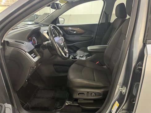 Used 2021 GMC Terrain SLE w/ Driver Convenience Package image 15