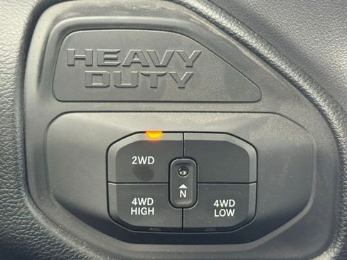 New 2025 RAM 5500 4x4 Regular Cab image 19