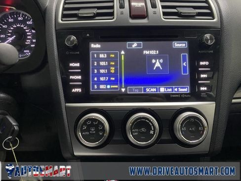 Used 2017 Subaru Crosstrek 2.0i Limited image 12