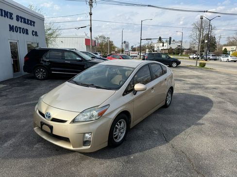 Used 2010 Toyota Prius Two image 3