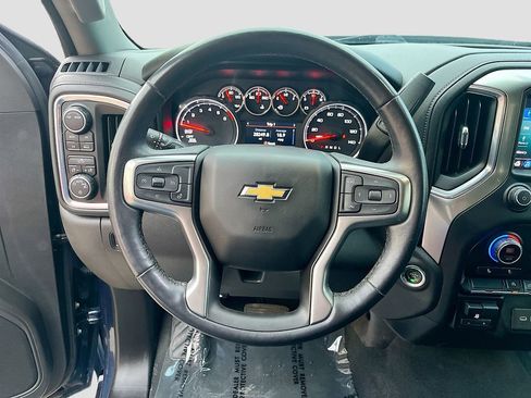 Used 2021 Chevrolet Silverado 1500 LT w/ Bed Protection Package AWD/4WD image 11
