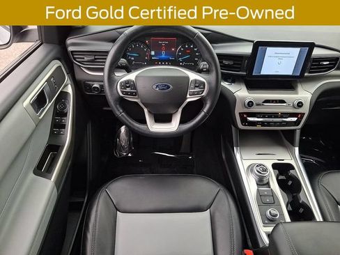 Certified 2022 Ford Explorer XLT w/ Equipment Group 202A AWD/4WD image 15