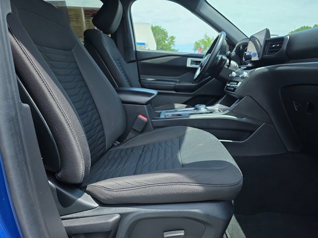Used 2020 Ford Explorer XLT RWD image 32