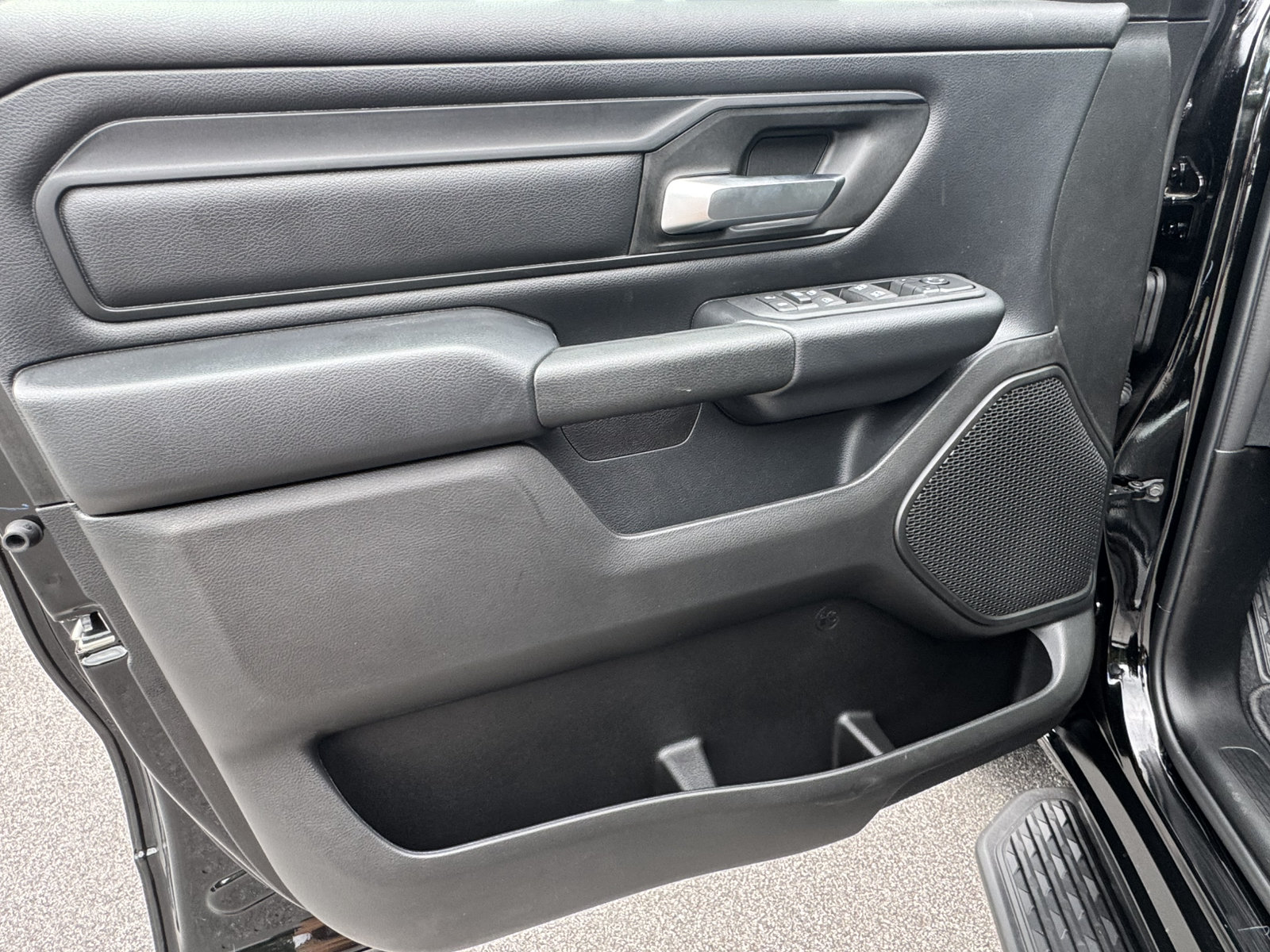 New 2026 RAM 1500 Express AWD/4WD image 10