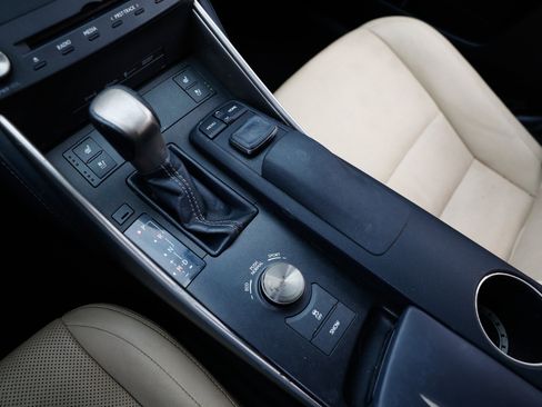 Used 2015 Lexus IS 250 w/ Navigation System Package image 42